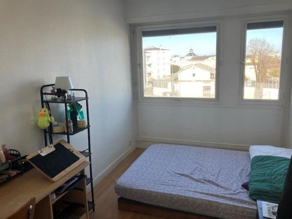 Idéal investisseur, appartement T4 en colocation, proche centre-ville, quartier St Michel / Jardin des Plantes.