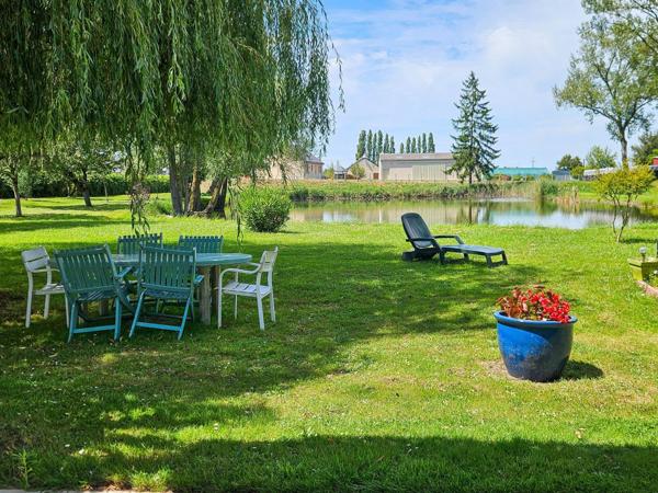 Jolie maison avec étang !