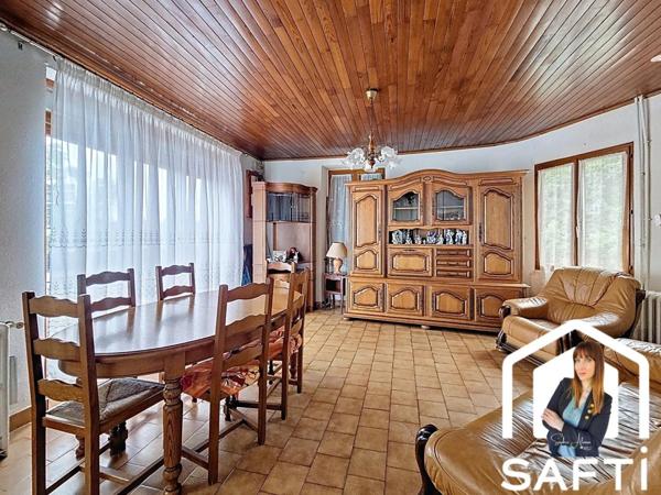 Maison de ville à fort potentiel – 135 m² sur 4 niveaux avec vue dégagée