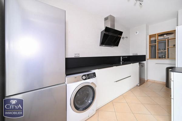 Appartement à vendre 4 pièces 77.99m²