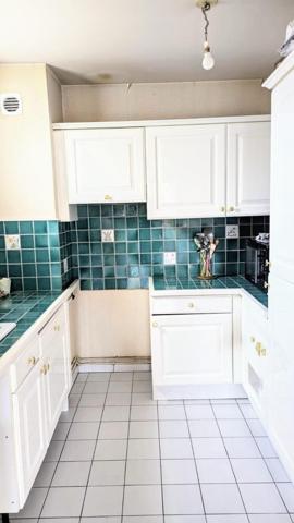 LE RAINCY 93340 CHARMANT APPARTEMENT LUMINEUX  T3, 68 m², 2 chambres avec 2 places de parking