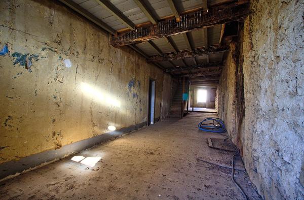 Maison à vendre à Astaffort - 8 pièces avec fort potentiel de rénovation