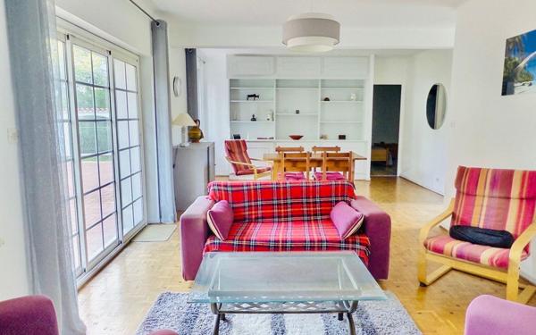 Maison à vendre    4 pièces •  Saint-Cyr-sur-Mer