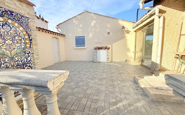 Maison à vendre    4 pièces •  Saint-Cyr-sur-Mer