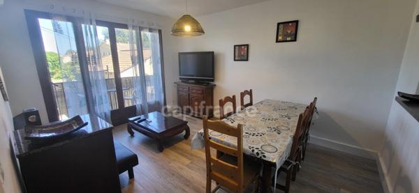 Maison divisé en 2 appartements T4, T2 indépendant et piscine –SANTA LUCIA DI MORIANI (20230)