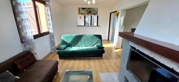 Maison divisé en 2 appartements T4, T2 indépendant et piscine –SANTA LUCIA DI MORIANI (20230)