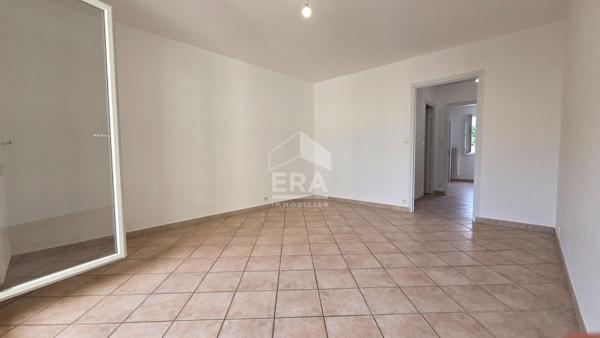 Appartement Amberieu En Bugey 3 pièce(s), T3, garage, balcon