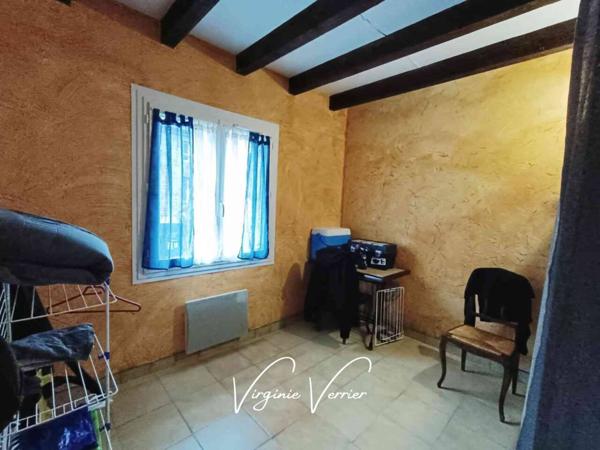 Bien immobilier à vendre 7 pièces de 200 m²