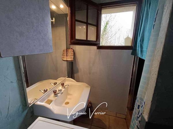 Bien immobilier à vendre 7 pièces de 200 m²