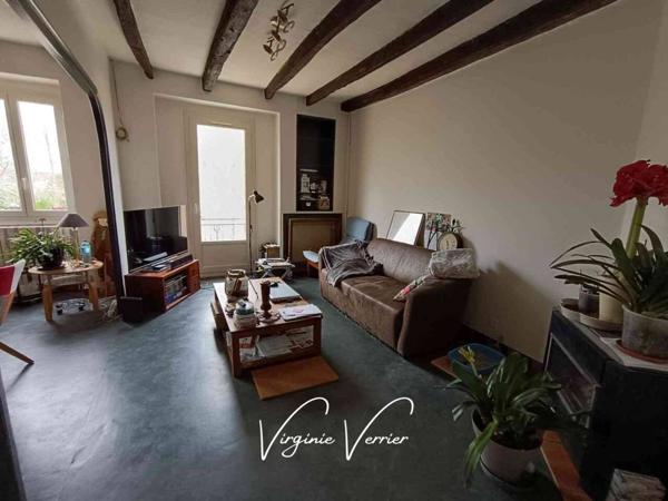 Bien immobilier à vendre 7 pièces de 200 m²