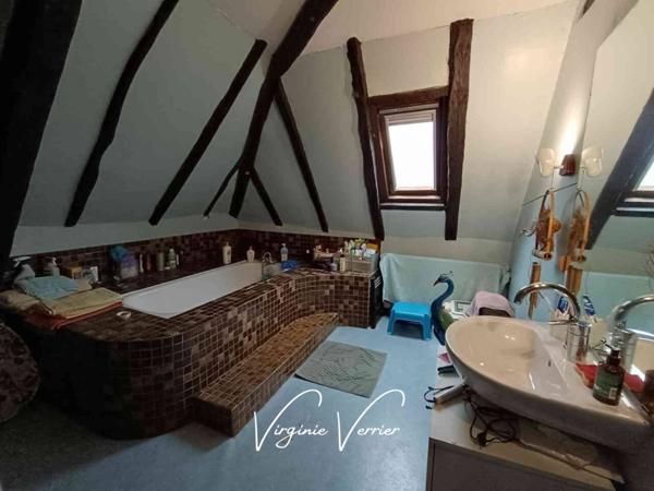 Bien immobilier à vendre 7 pièces de 200 m²