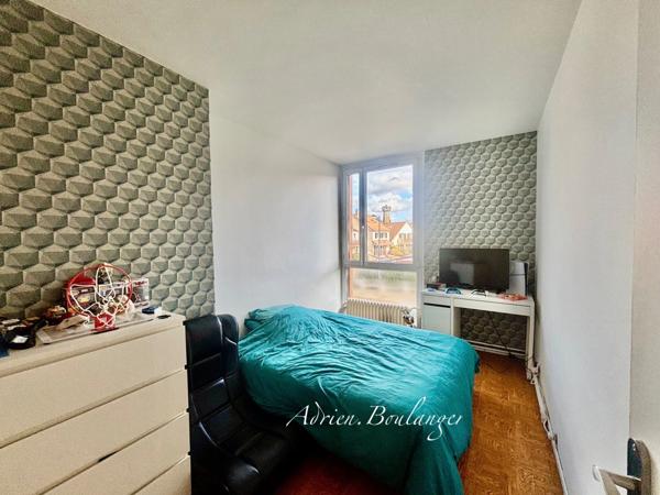 Maison à vendre 4 pièces VAUX LE PENIL (77)