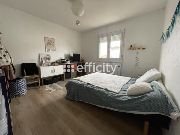 Immeuble 10 pièces - 210 m²