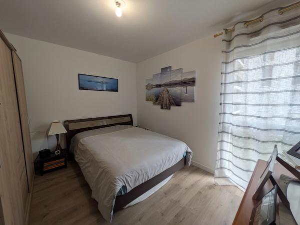 2 pièces avec balcon et parking – Résidence récente – Gare à pied