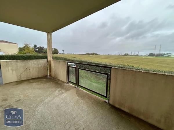 Appartement à louer 3 pièces 64.38m² Niort (79000)