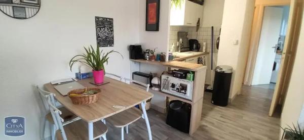Appartement à louer 2 pièces 32.43m² Poitiers (86000)