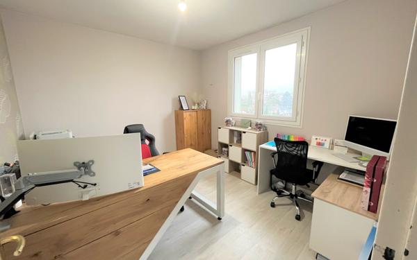 Appartement à louer    4 pièces •  Limoges