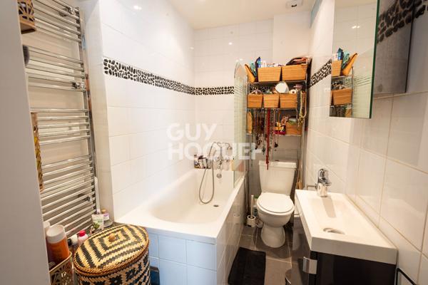 Bel appartement 3 pièces de 45,17 m² ? Plein de charme montmartrois