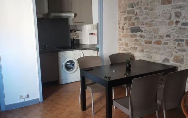 Appartement à louer    2 pièces •  Nîmes