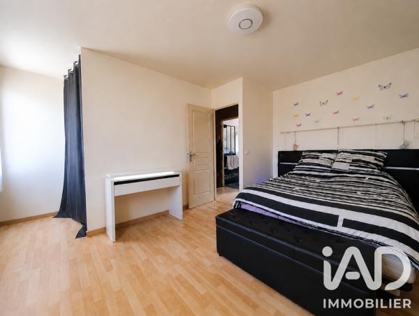 Maison à vendre 6 pièces 132,46 m² Saint-Ouen-l'Aumône