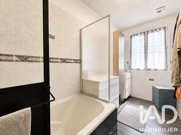Maison à vendre 6 pièces 132,46 m² Saint-Ouen-l'Aumône