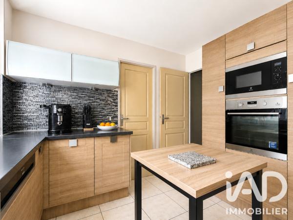 Maison à vendre 6 pièces 132,46 m² Saint-Ouen-l'Aumône