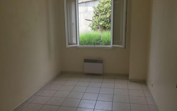 Appartement à louer    3 pièces • 56,45 m2 Cagnes-sur-Mer