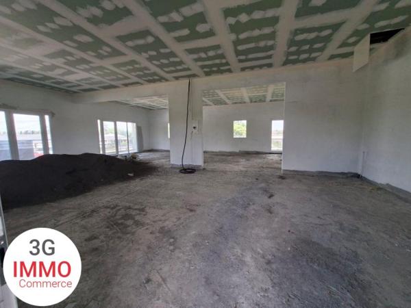 Location / Bureaux à Morne-à-l'Eau (97111)