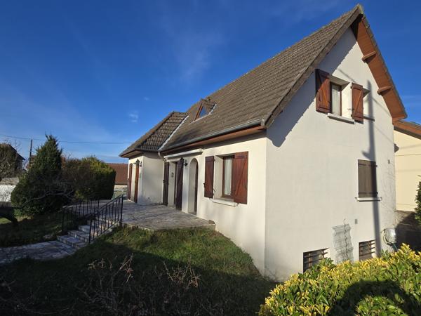 À vendre - Maison individuelle, 6 pièces située à Brunoy (91800)
