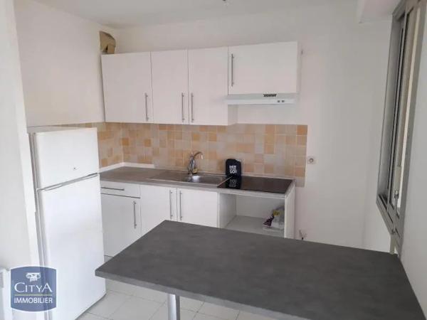 Appartement à louer 2 pièces 43.36m² Saint-Laurent-du-Var (06700)