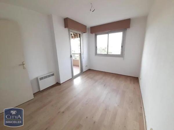 Appartement à louer 2 pièces 43.36m² Saint-Laurent-du-Var (06700)