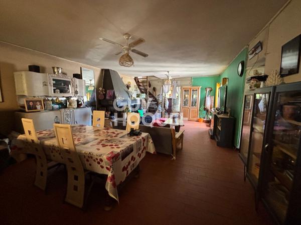 Maison avec dépendance à Boffres sur 31 hectares de terrain