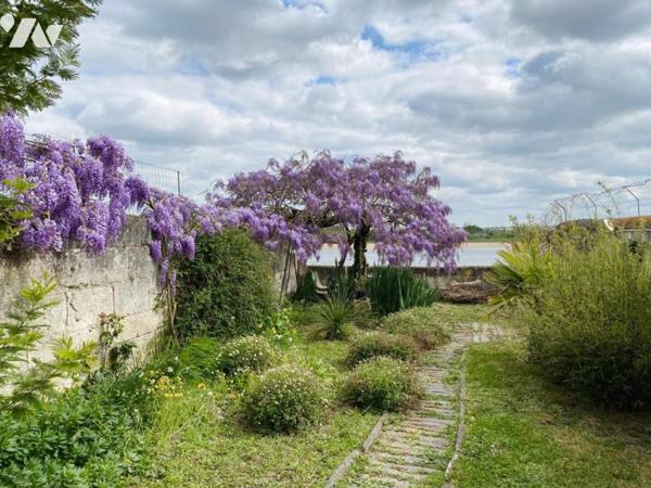  Maison Napoléonienne à Ingrandes-sur-Loire : Élégance et Modernité au Bord de la Loire