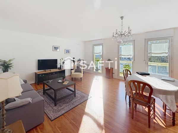 Magnifique appartement traversant très lumineux