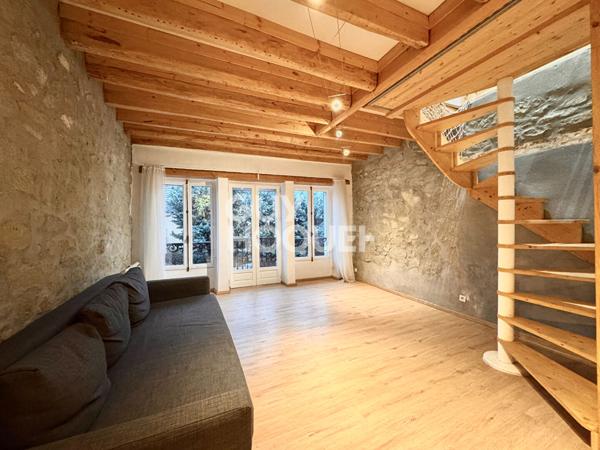 DUPLEX T2 Meublé PROCHE LAC Vue dégagée et terrasse