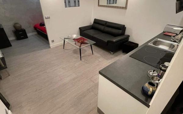 Appartement à vendre    2 pièces • 27 m2 Paris 19