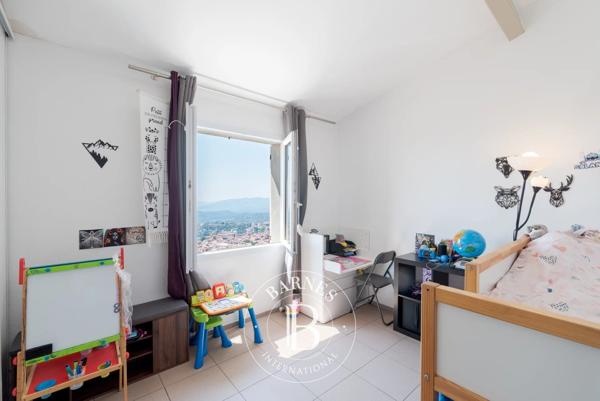 Grasse, Villa 5 Chambres -  221 m² à vendre