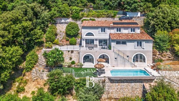 Grasse, Villa 5 Chambres -  221 m² à vendre