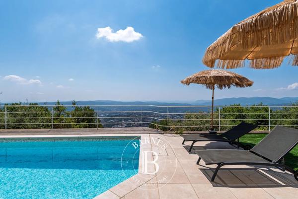 Grasse, Villa 5 Chambres -  221 m² à vendre