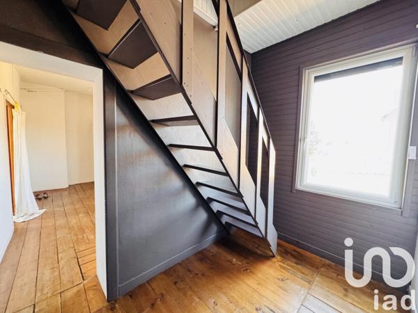 Maison 8 pièces de 201 m² à Sin-le-Noble (59450)