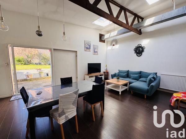 Maison 8 pièces de 201 m² à Sin-le-Noble (59450)