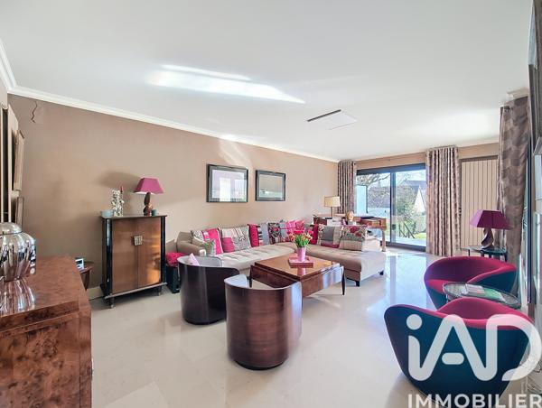 Maison à vendre 9 pièces 222 m² Rambouillet