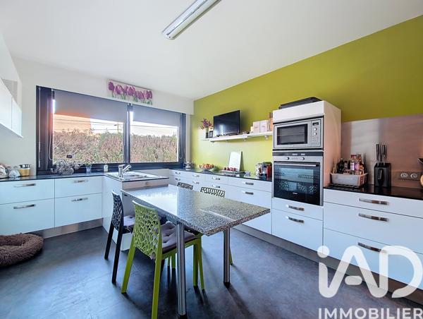 Maison à vendre 9 pièces 222 m² Rambouillet