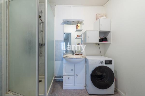 Appartement t3 + terrasses + parking collectif