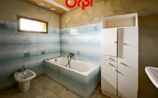 Maison à vendre    5 pièces •  Bonnétable