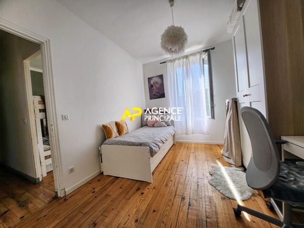 ARGENTEUIL,15 minutes gare, maison 7 pièces, 3 chambres avec la possibilité d'en aménager 2 autres €424 000 ** - Référence 4413