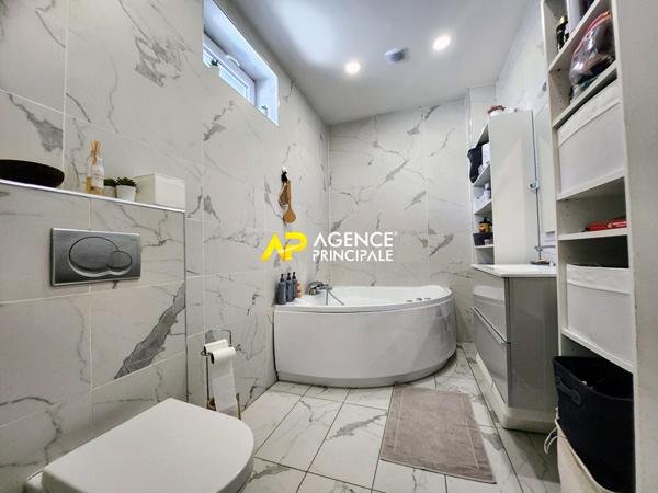 ARGENTEUIL,15 minutes gare, maison 7 pièces, 3 chambres avec la possibilité d'en aménager 2 autres €424 000 ** - Référence 4413