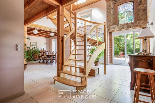 Domaine de caractère avec trois habitations et étang privé