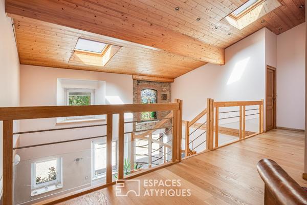 Domaine de caractère avec trois habitations et étang privé