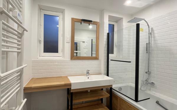 Appartement à louer    2 pièces • 77 m2 Amiens